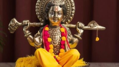 Photo of क्या लहसुन-प्याज खाने वाले लोग कर सकते हैं लड्डू गोपाल की सेवा, जरूर जानें ये बातें